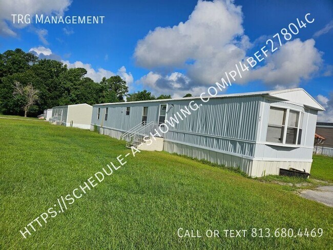 Foto del edificio - 221 Riggs Rd