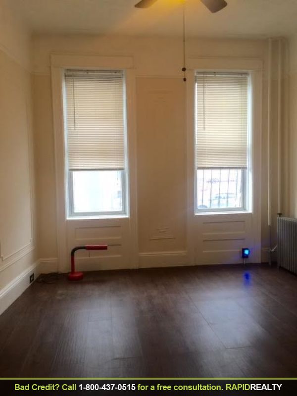 Primary Photo - 1667 Palmetto St