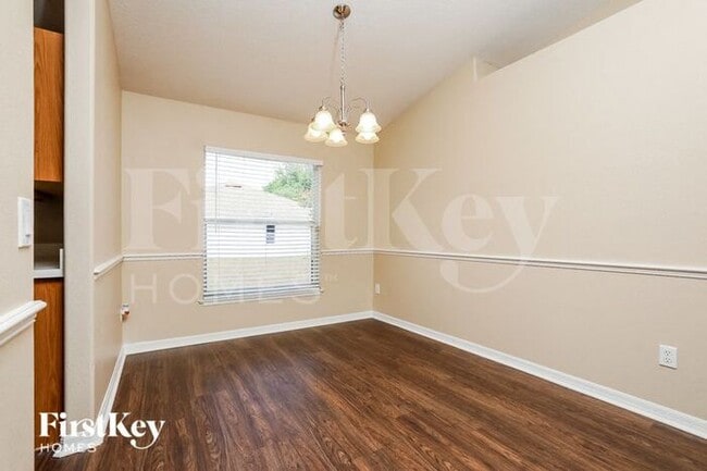 Building Photo - 11551 Pineloch Loop
