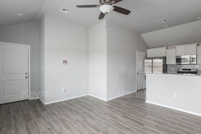 Foto del edificio - 918 Tarry Town Dr