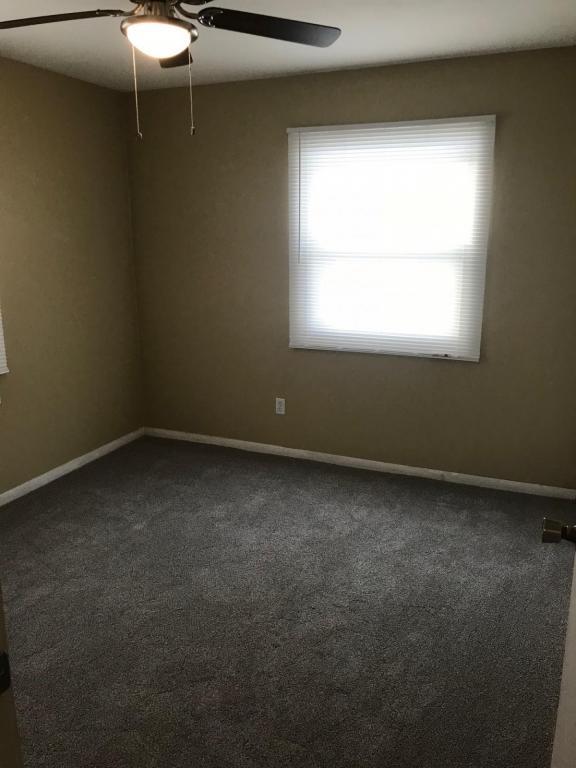 Building Photo - 3663 Northport dr