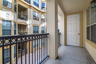 Building Photo - 7575 Kirby Dr