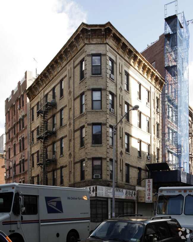 2 Orchard St, New York, NY 10002 Apartments New York, NY