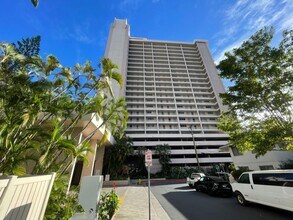 Building Photo - 1848 Kahakai Dr