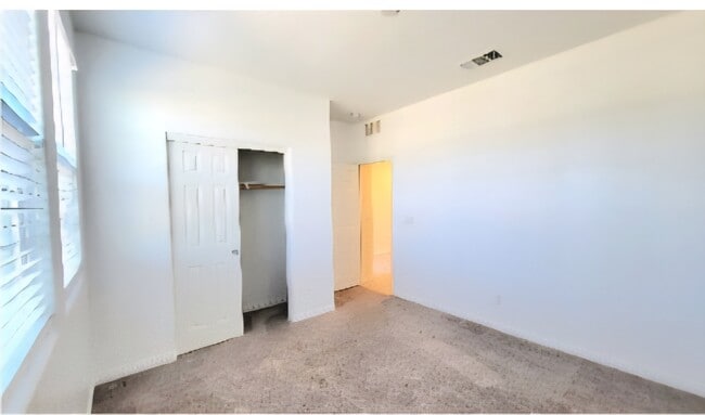 Building Photo - 3603 E Polk Ave
