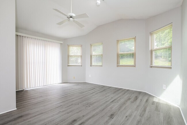 Foto del edificio - Charming 3 Bedroom