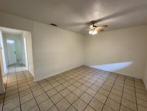 Building Photo - 11123 Belair Dr