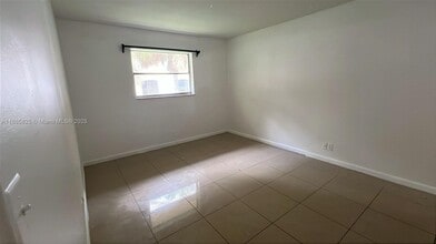 Building Photo - 8704 NW 35th St