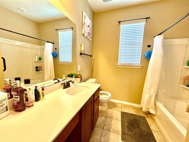 Building Photo - 1078 Bowline Dr