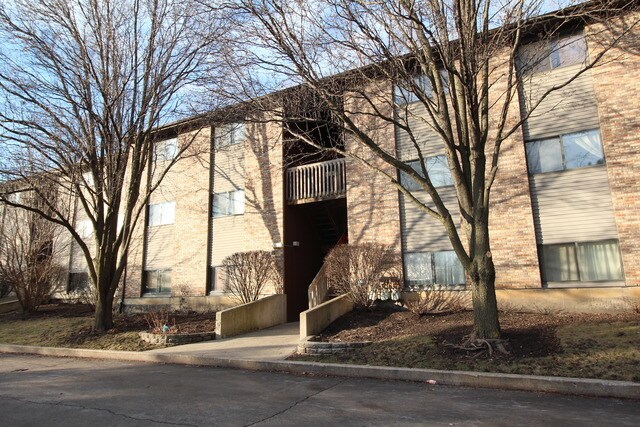 Primary Photo - 2360 South St