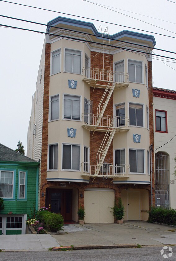 Building Photo - 322 30th Ave