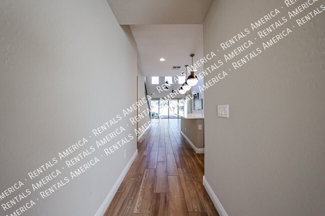 Foto del edificio - 1400 Flintlock Dr