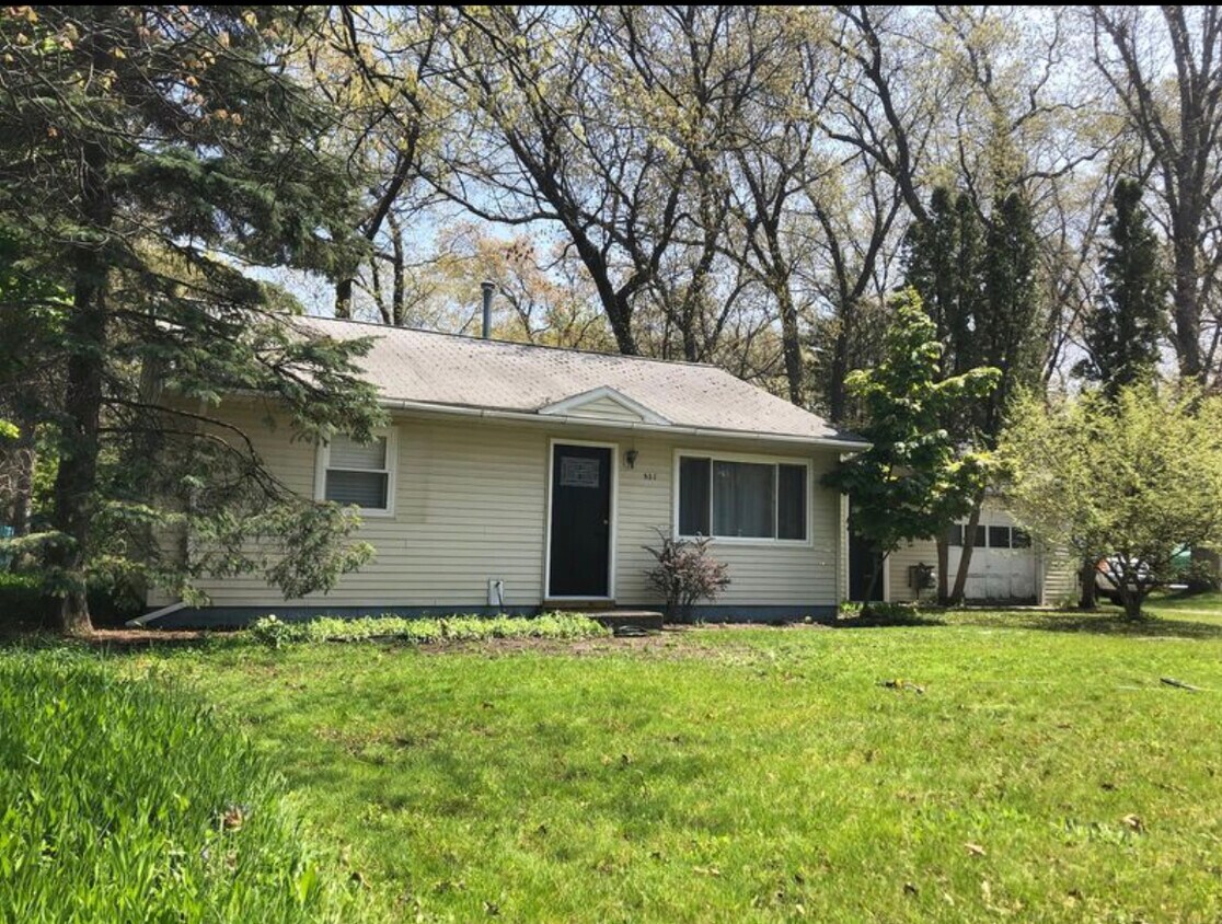 Primary Photo - 937 Avenue B