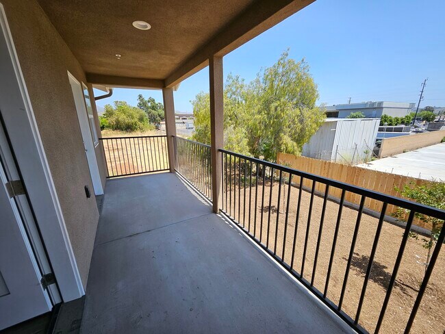 balcón privado - 1137 Sumner Ave