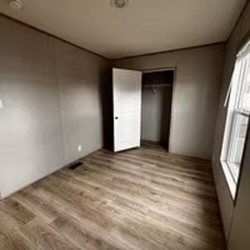 Building Photo - 7803 St Andrews Church Rd