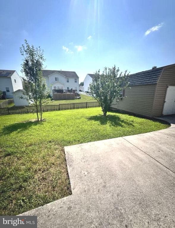 Foto del edificio - 332 Rubens Cir