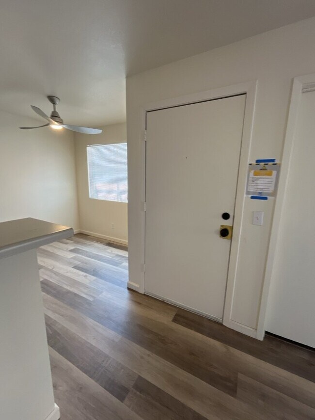 Foto del edificio - "Spacious 2-Bedroom Multiplex with Cozy Fi...