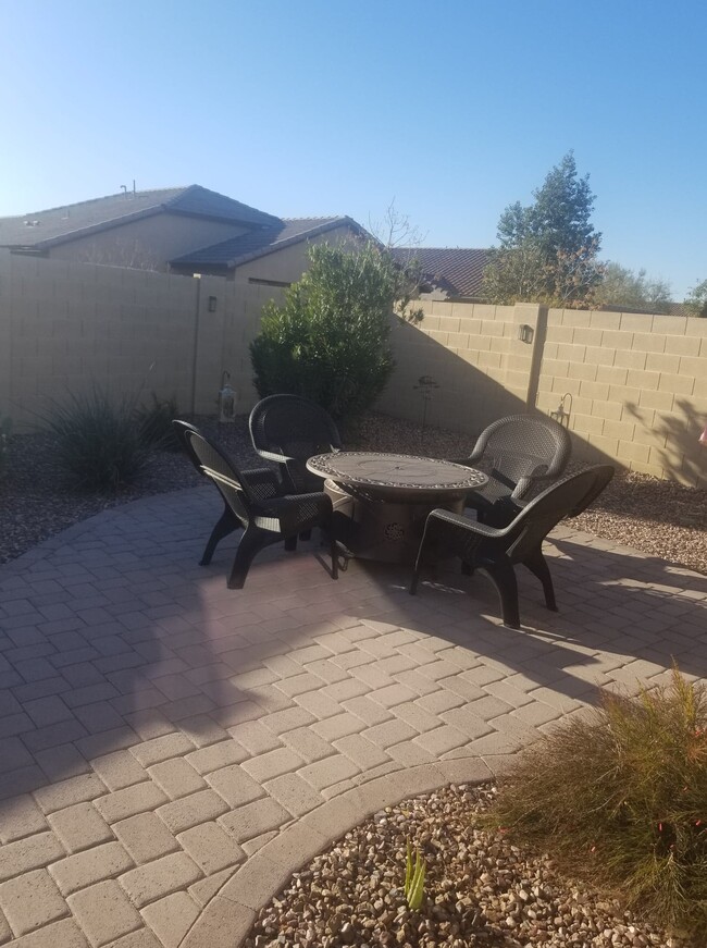 Building Photo - 5090 Cordes Ct