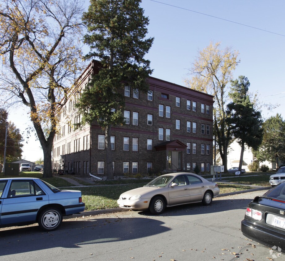4717 Baldwin Ave, Lincoln, NE 68504 Apartments in Lincoln, NE