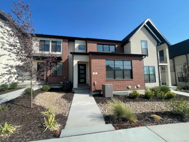 Building Photo - 139 E Lamotte Peak Ln