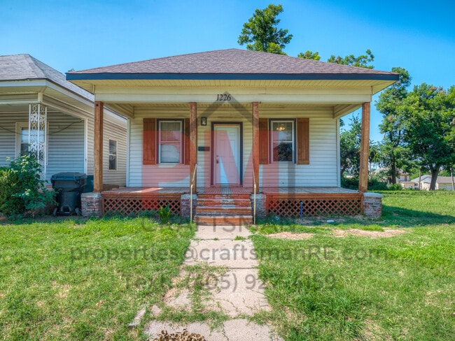 Photo - 1226 NW 8th St House