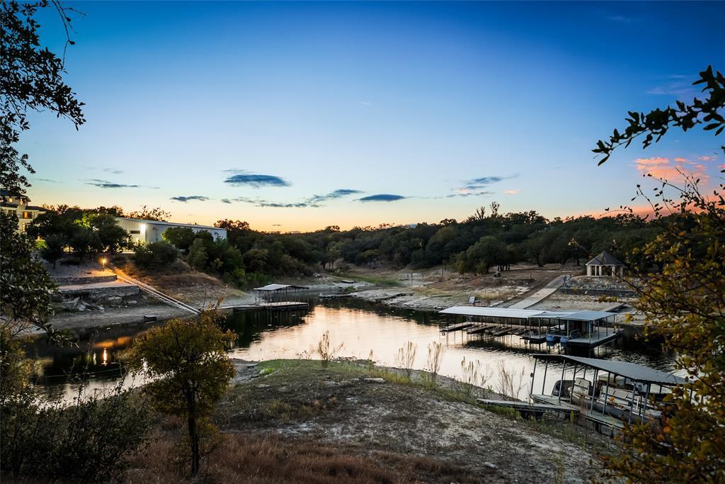 Foto principal - 16020 Pool Canyon Rd