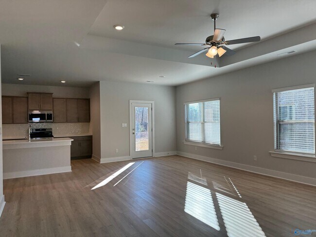 Building Photo - 28598 Halford Dr