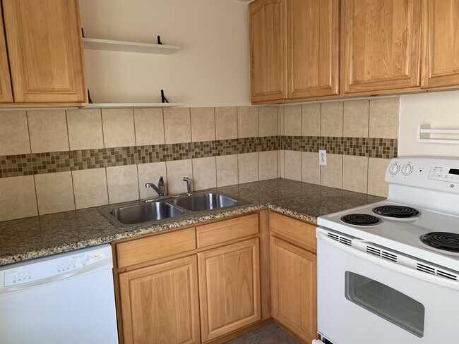 Foto del edificio - 1400 Queen Anne Ave N