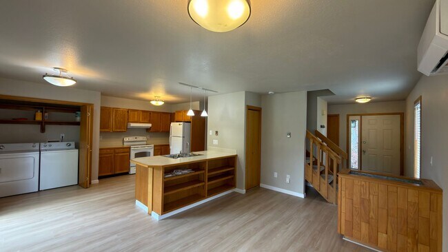 Foto del edificio - Great Townhome in Mid Town Fort Collins