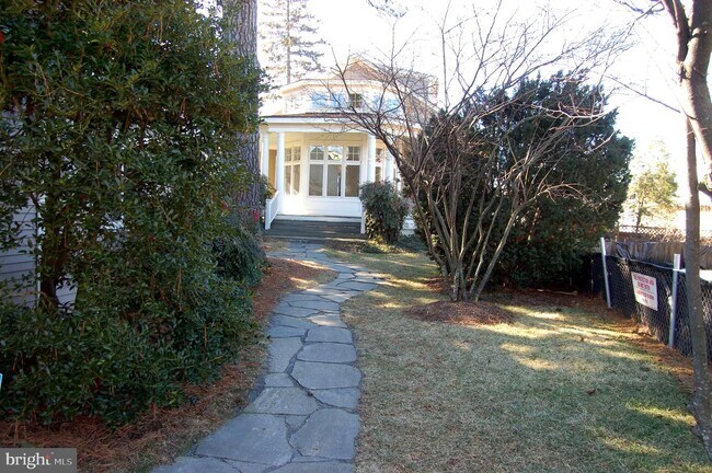 Foto del edificio - 1930 N Roosevelt St