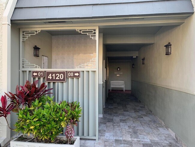 Foto del edificio - 4120 Tivoli Ct