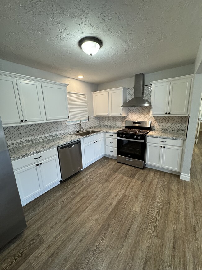 Foto del edificio - 1001 N Locust Ln
