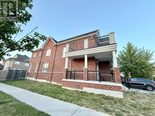 Building Photo - 235 John Davis Gate