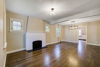 Building Photo - 1032 Charleville Ave