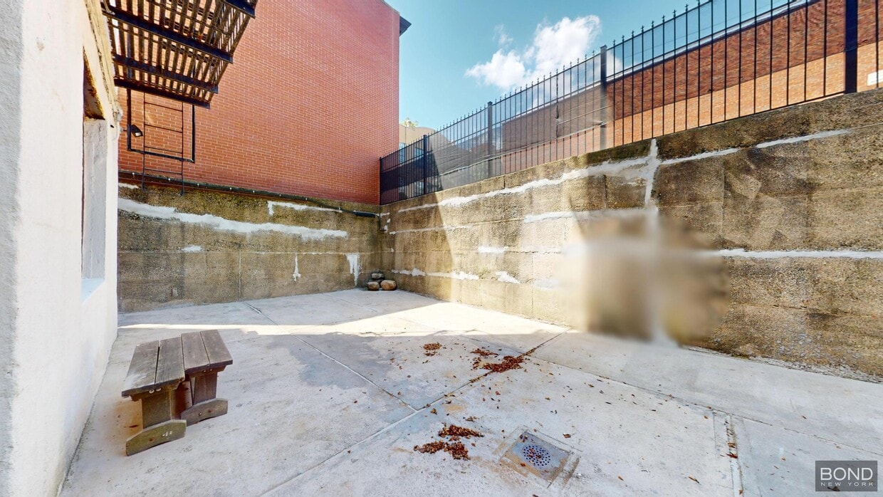 Primary Photo - 75 Pierrepont St