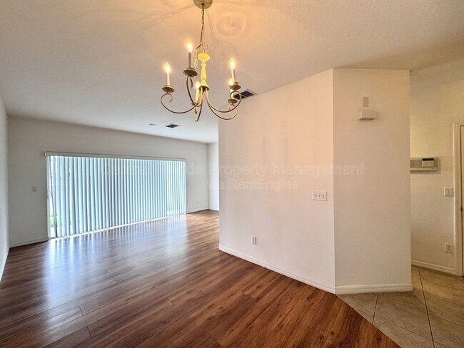 Foto del edificio - 10735 Savannah Wood Ct