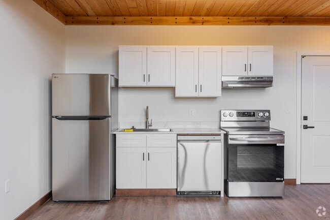 1BR, 1BA - 647SF - Kitchen - Atomic Orchard Experiment
