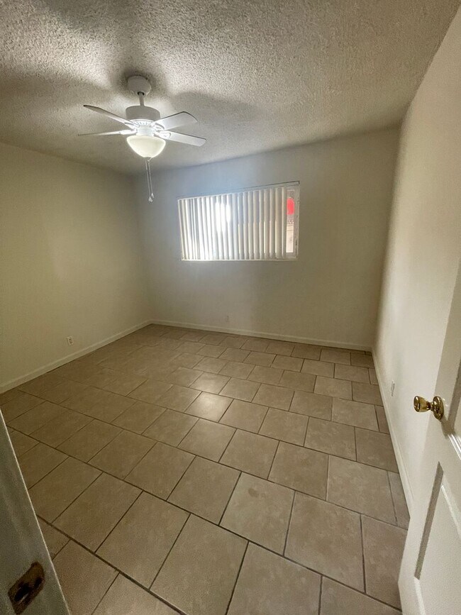 Foto del edificio - Super Clean & Nicely Renovated 2BR/1Bath in San Clemente - Walk to the Beach!