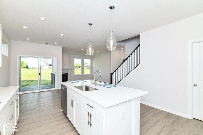 Foto del edificio - 14469 Shrawley Ct