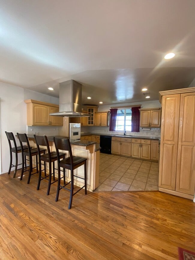 Foto del edificio - Charming Home in Covina