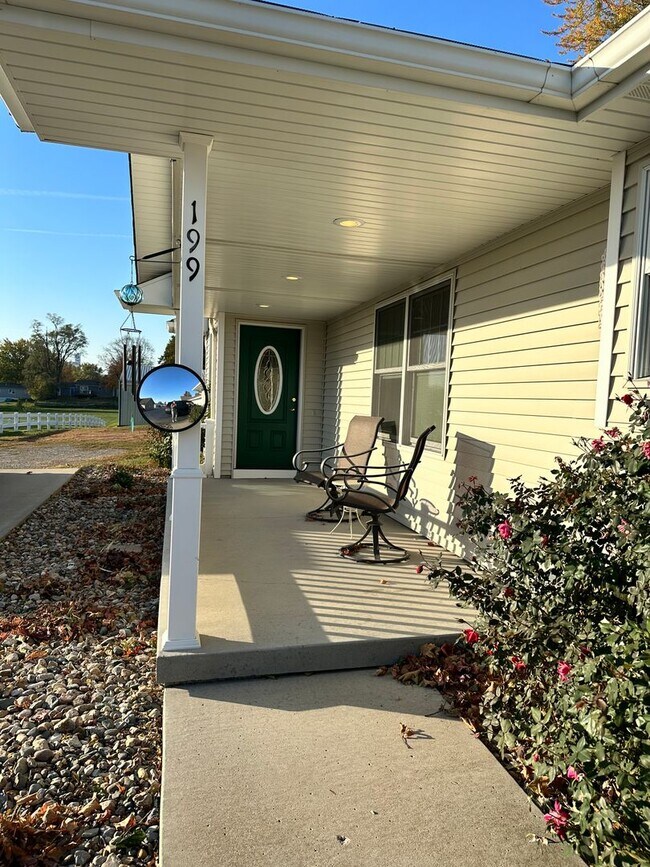 Foto del edificio - Rent: 4 Beds