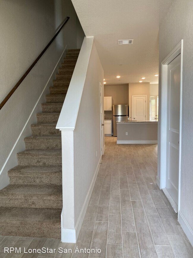 Foto del edificio - 3 br, 2 bath House - 13022 Reid Meadows