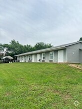 Building Photo - 8473 Hiwassee St