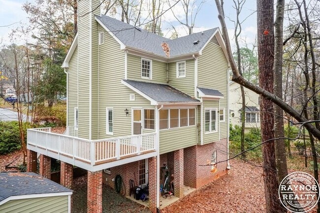 Building Photo - 810 Tacy Pl