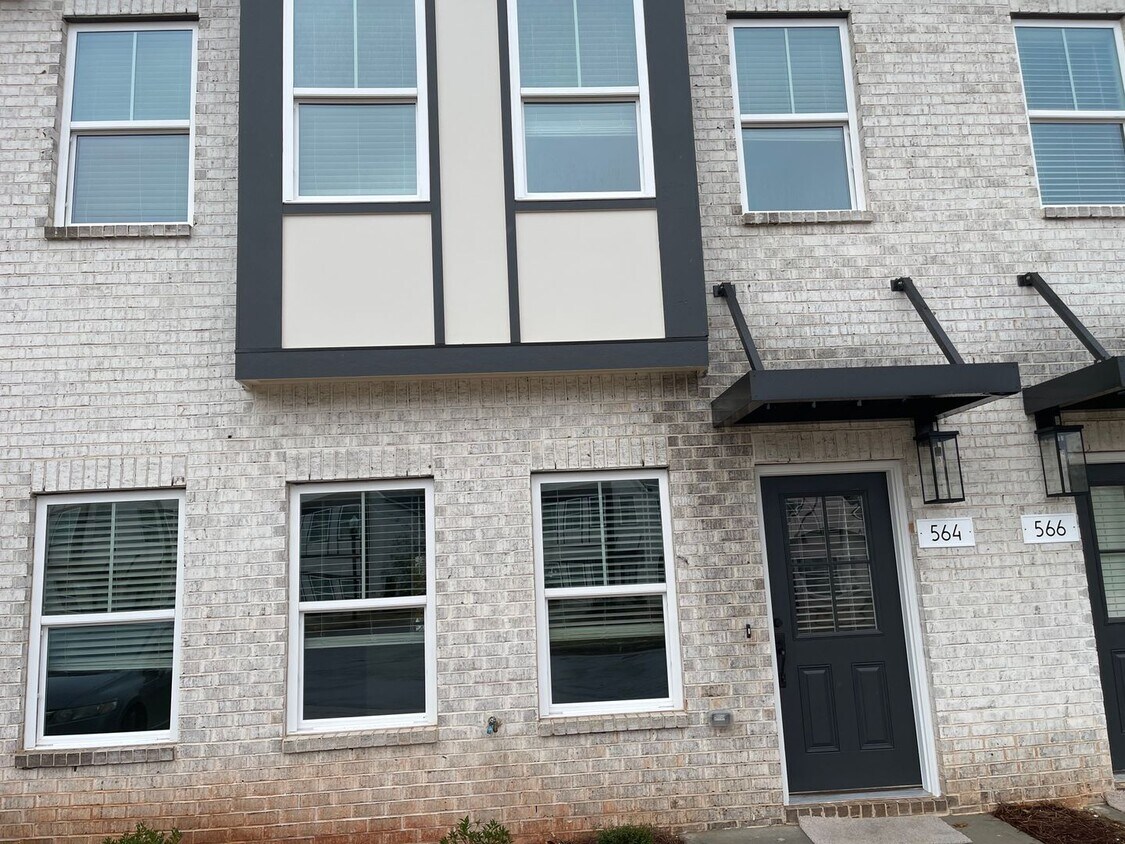 Primary Photo - New Construction