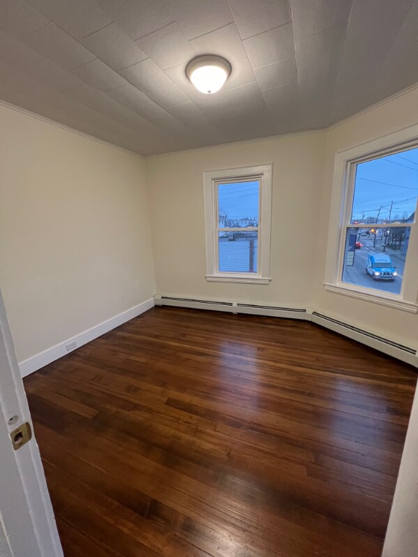 170 Elm St Unit 4, Biddeford, ME 04005 Room for Rent in Biddeford, ME