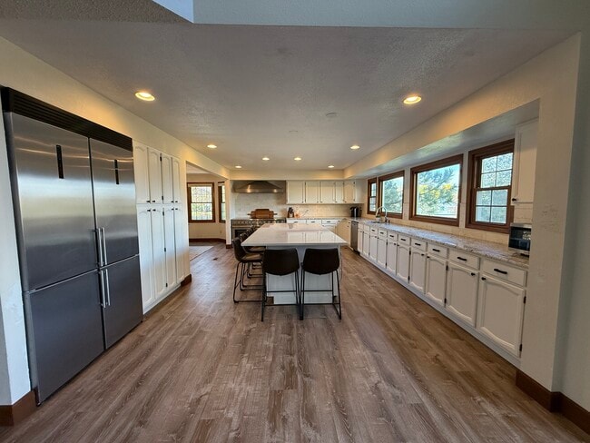 Foto del edificio - 20429 Sagewood Ln