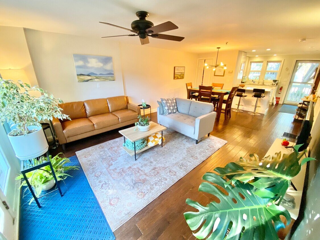 Primary Photo - 3 Bedroom Home in South Burlington VT Avai...