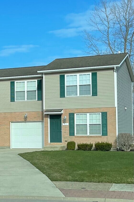 311 Onyx Dr, Anna, OH 45302 Townhome Rentals in Anna OH