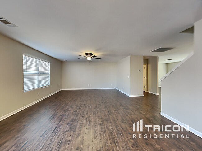 Foto del edificio - 1447 Old Stone Rd